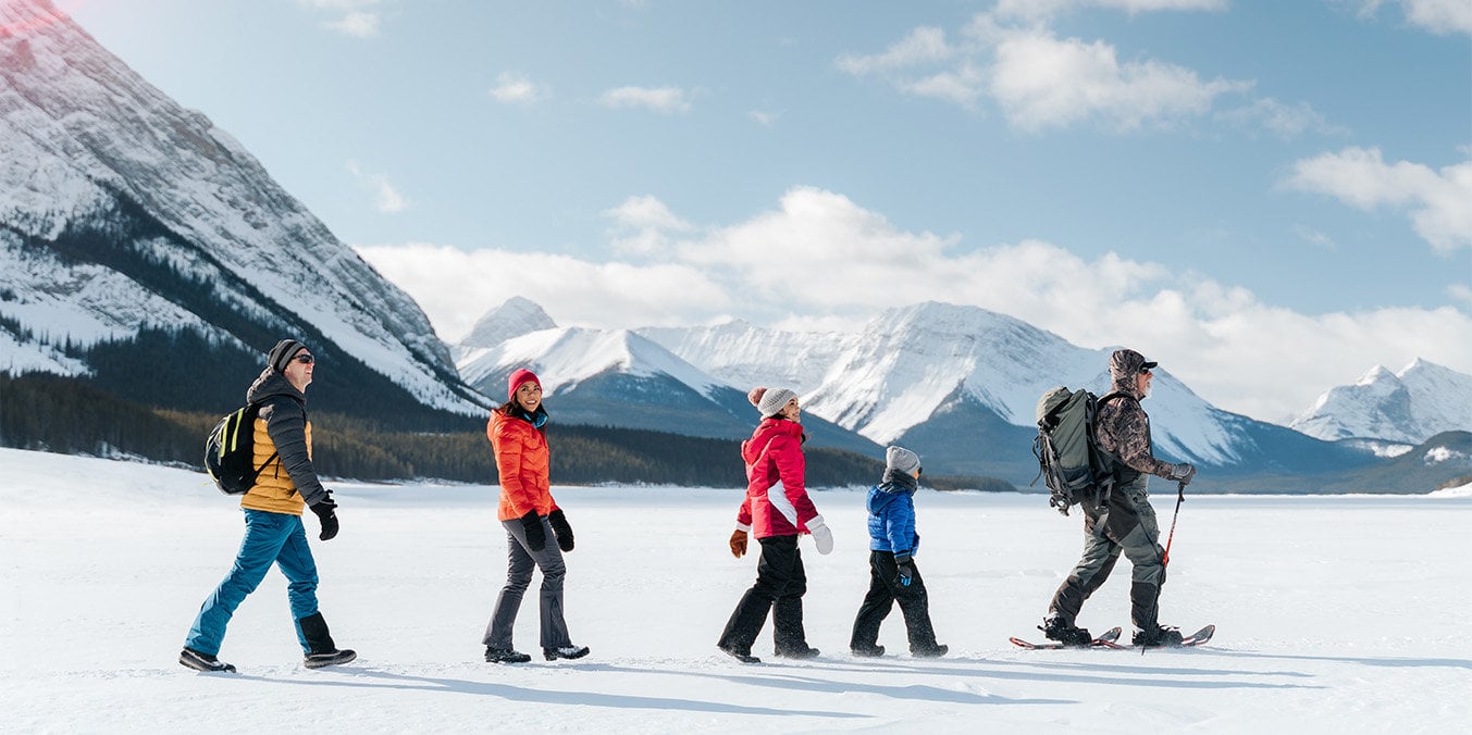 canmore snowshoeing