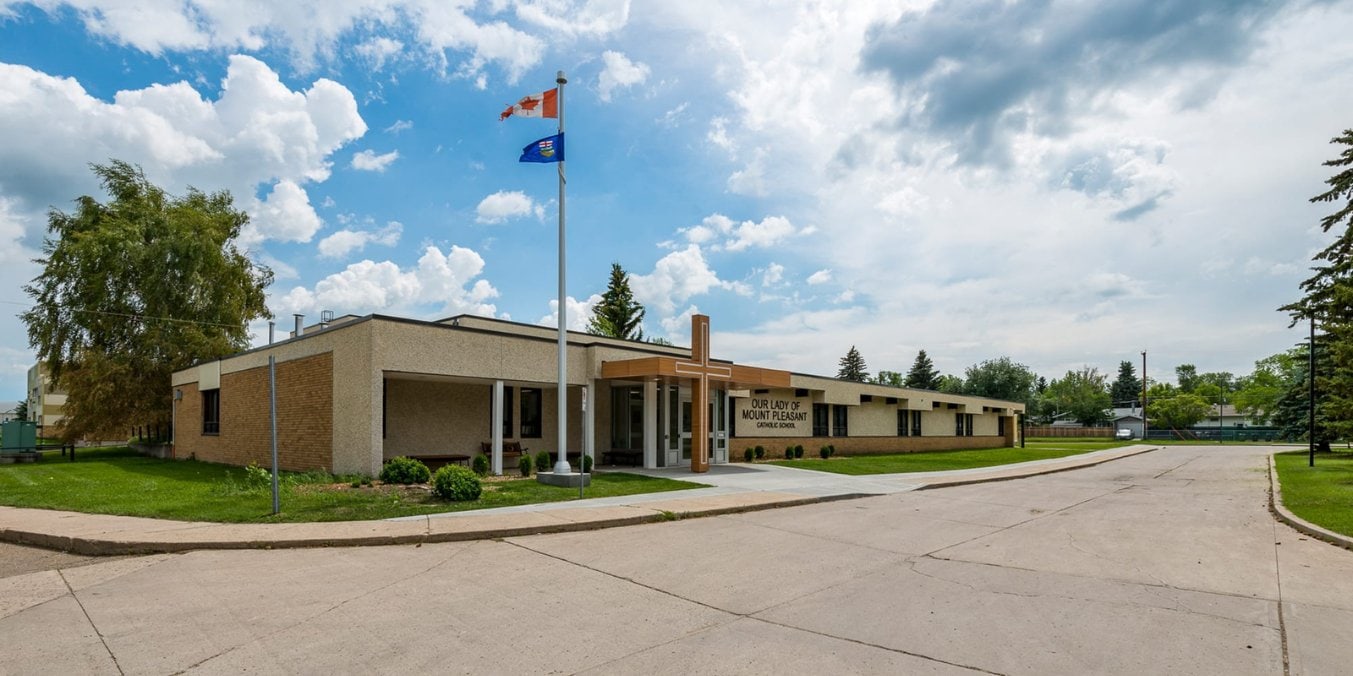 Mount Pleasant School building, one of the best elementary schools in Edmonton